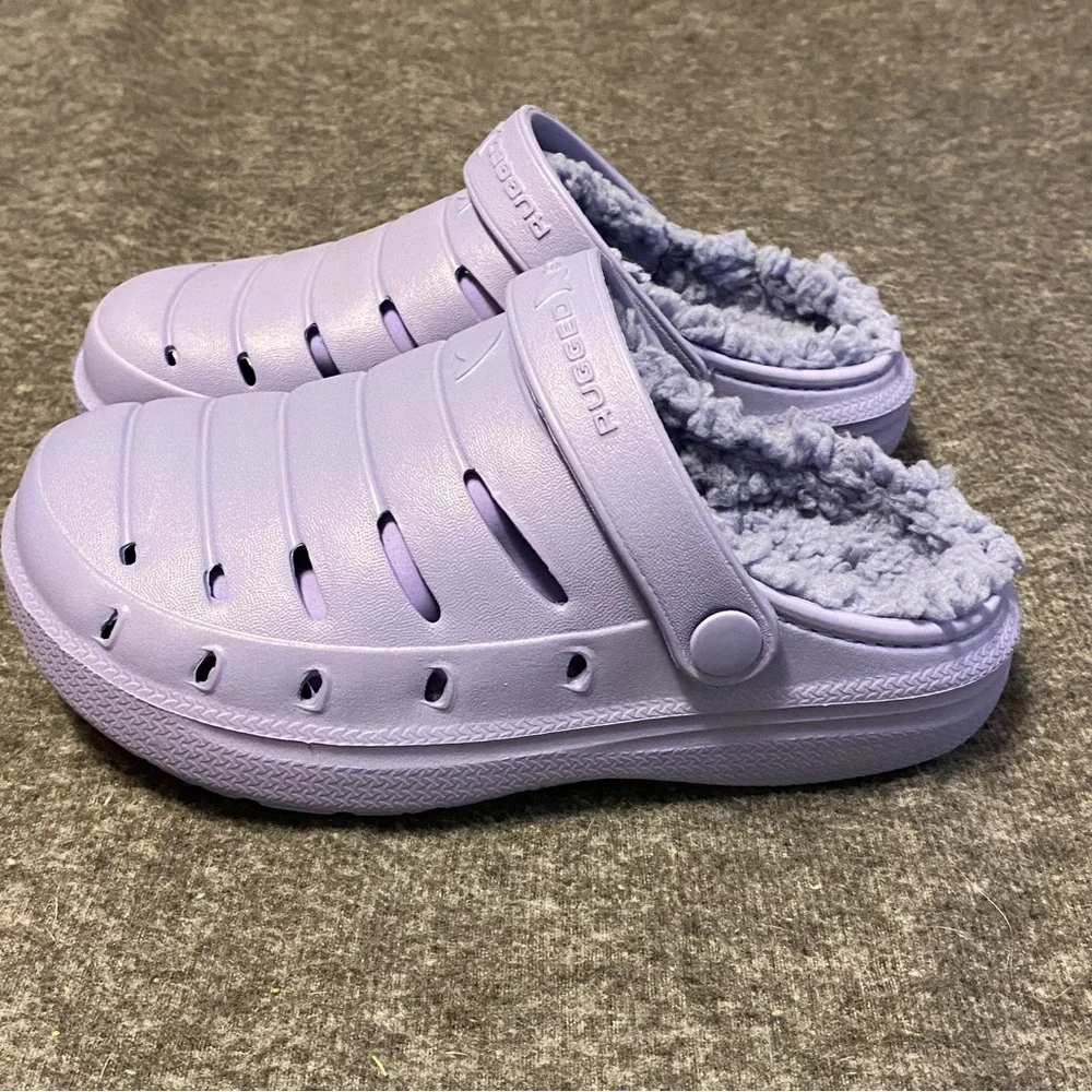 Rugged Shark Girls Size‎ 13 Purple Lined Clogs Durable Versatile Comfortable New